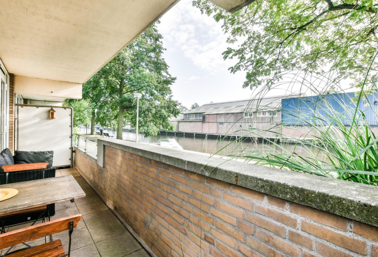 Spotkanie mieszkańców Knurowa z firmą Balkon Plus: nowe balkony na Kapelanów Wojskowych 10